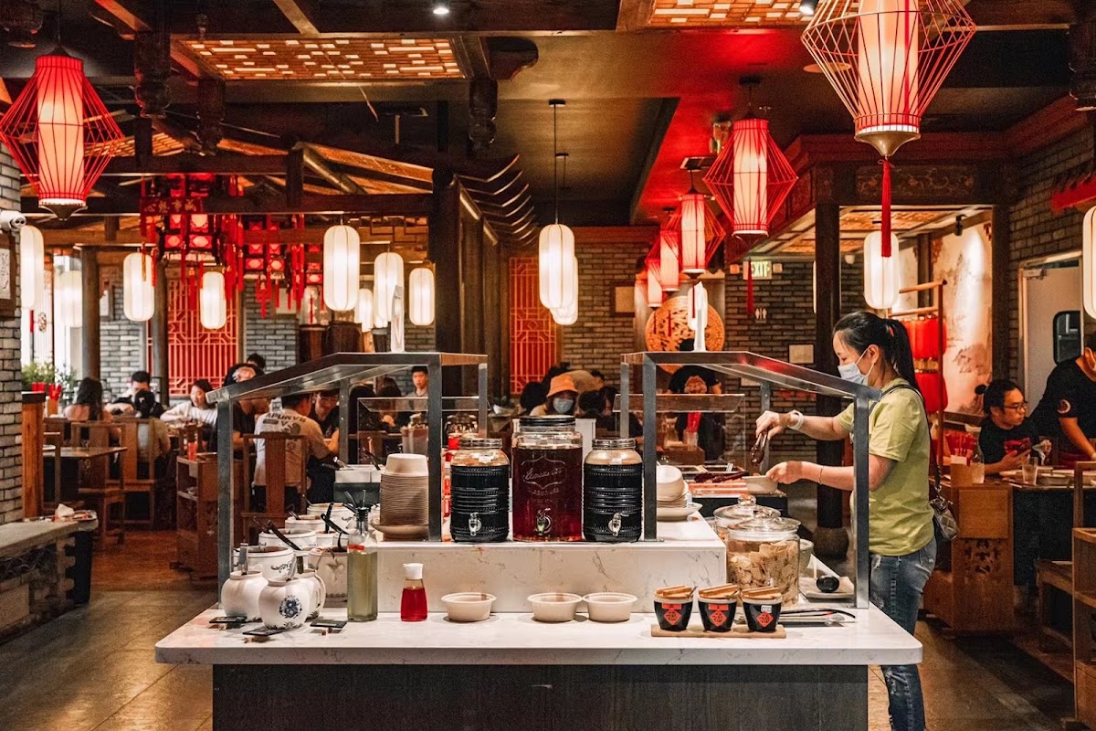 Xiao Long Kan Hot Pot